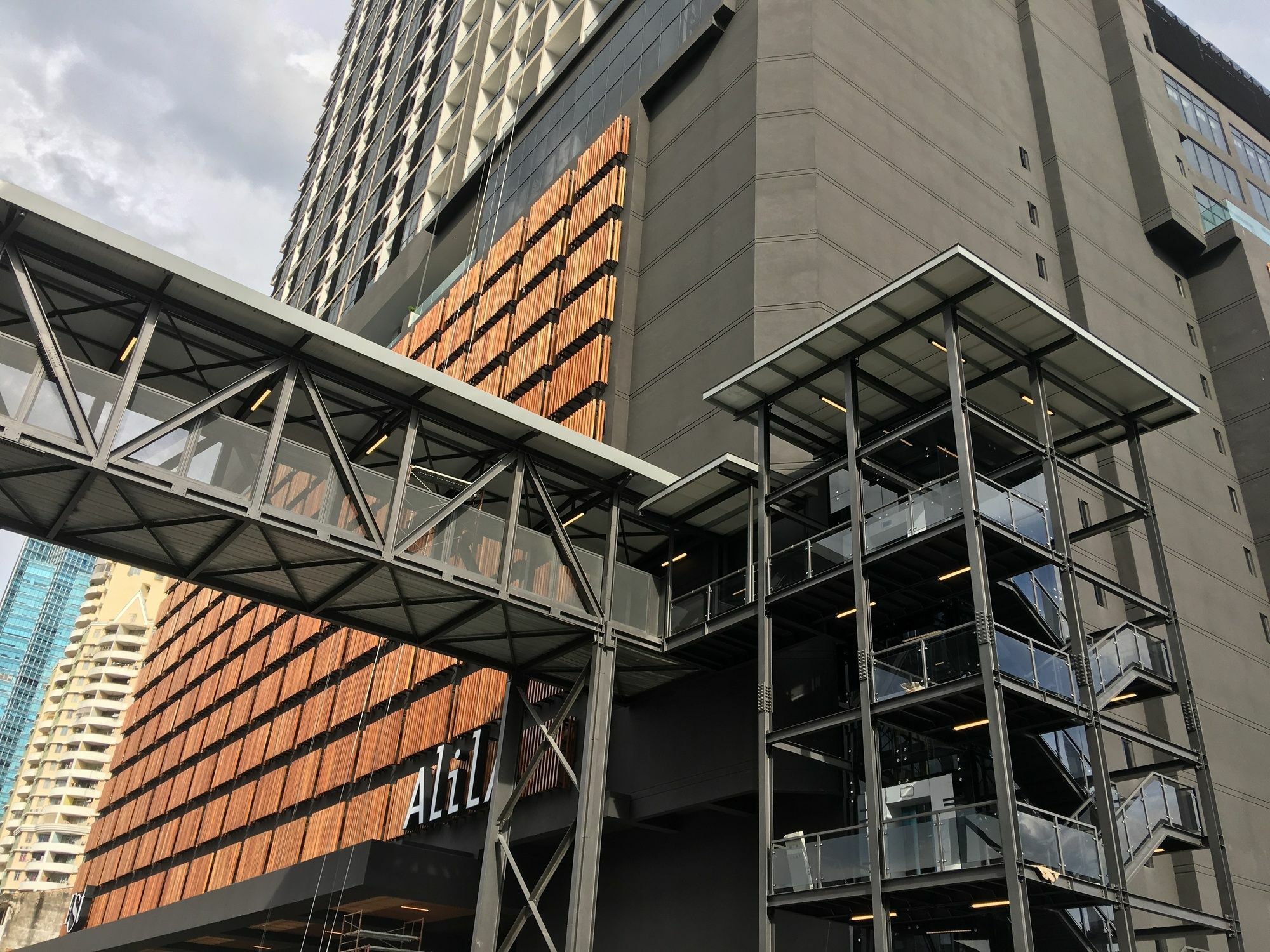 Hotel Alila Bangsar Kuala Lumpur Exteriér fotografie The building's facade